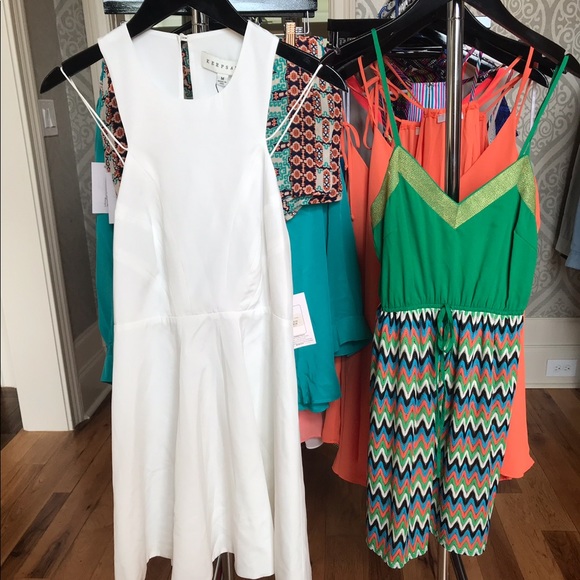 Finders Keepers Romper - Picture 2 of 2